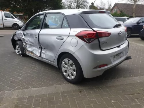 Achteras voorwielaandrijving-7878743 (13653721)