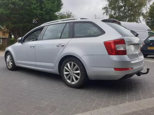 Achteras voorwielaandrijving-6939411 (16315048)
