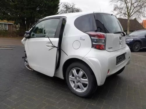 Achteras voorwielaandrijving-7879316 (12542892)
