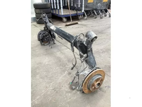 Achteras voorwielaandrijving-7913125 (18814091)