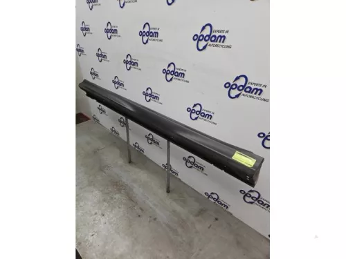 Zijskirt links-8125612