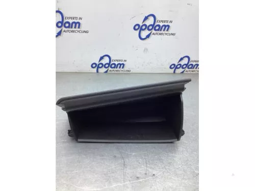 Dashboardkastje-8133513