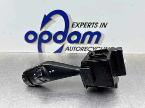 Richtingaanwijzer Schakelaar-8328181