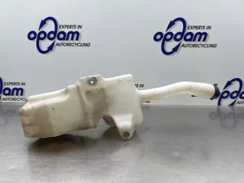 Ruitensproeiertank voor-8341268