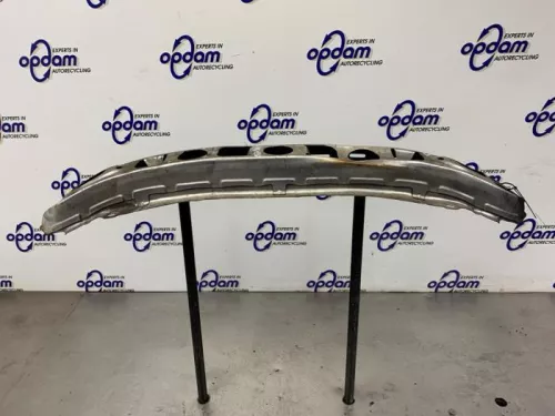 Bumperframe voor-8284167