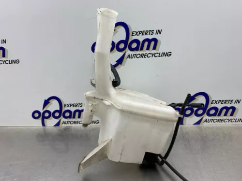 Ruitensproeiertank voor-8284167