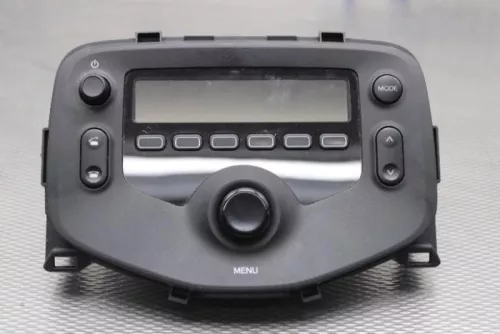 Radio-7610888