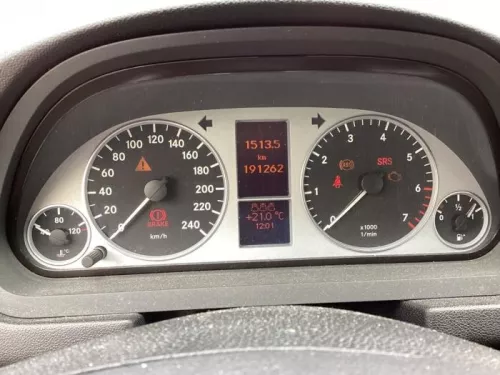 Kilometerteller KM-8334249