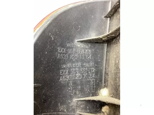 Achterklep reflector rechts-8218418 (21112569)