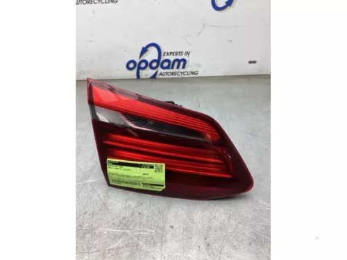 Achterlicht links-8310587