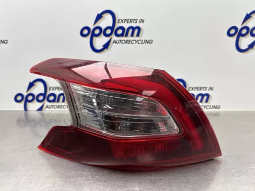 Achterlicht links-8301989