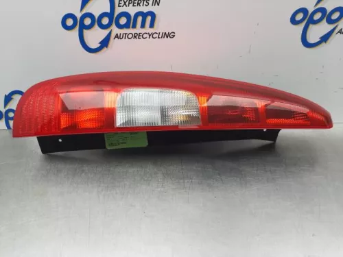 Achterlicht links-7582446