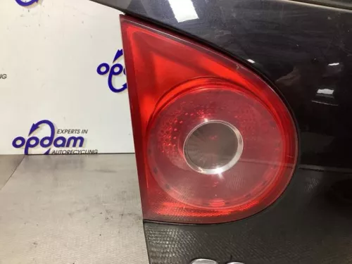 Achterlicht links-8289758