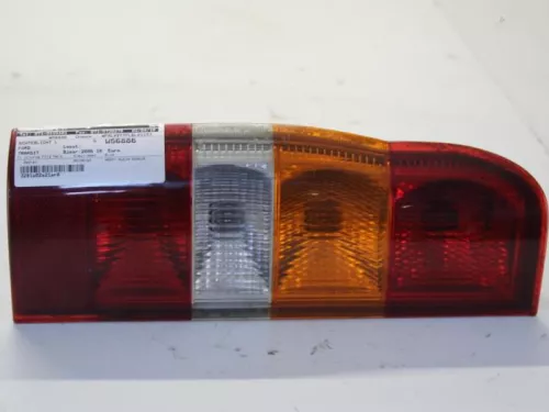 Achterlicht links-7880608