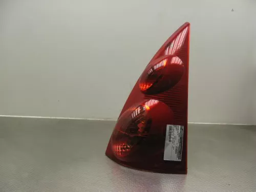 Achterlicht rechts-7738955 (5229158)