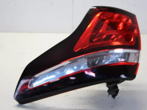 Achterlicht rechts-7620086