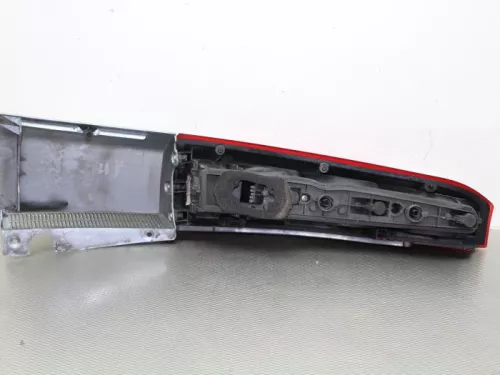 Achterlicht rechts-7887846 (7952935)