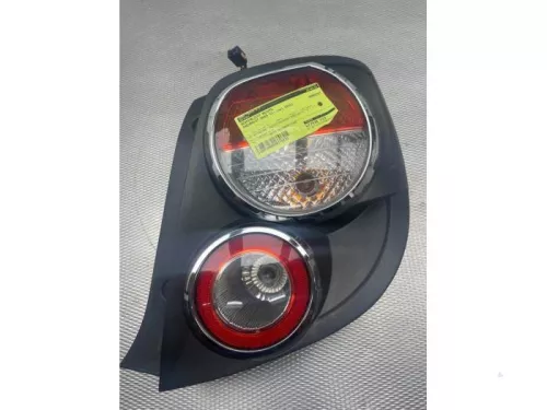 Achterlicht rechts-7844506 (17378877)