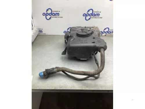 Adblue tank-8252146 (22156063)