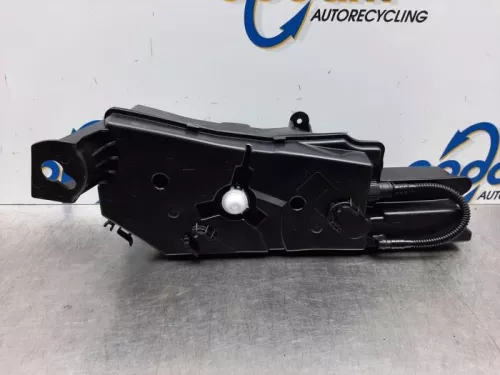 Adblue tank- (16454318)