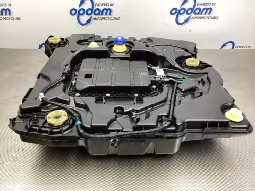 Adblue tank- (19176082)