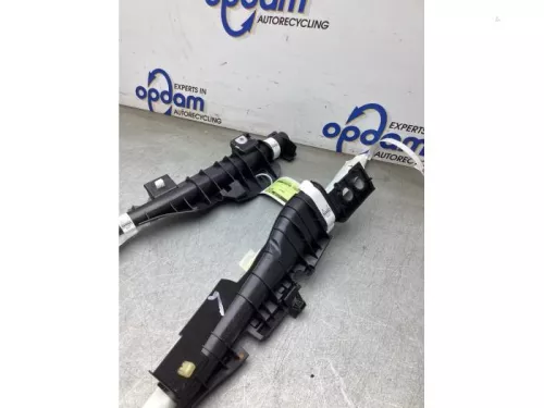 Airbag hemel links-8291803 (22389919)