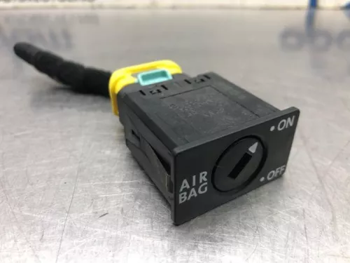 Airbag schakelaar-8096684