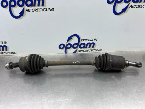 Aandrijfas links-voor-8235797