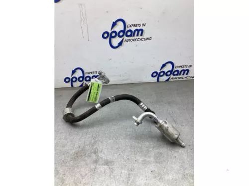 Airco Leiding-8202833 (22303504)