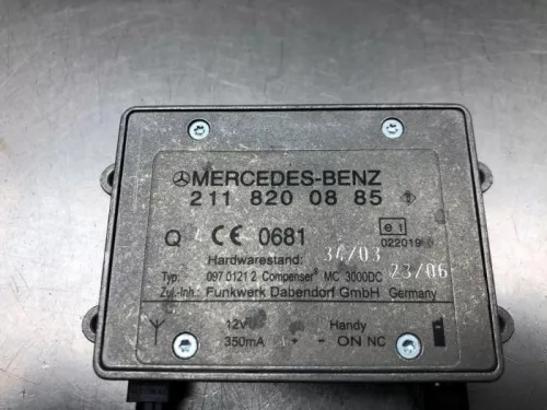 Antenne Versterker-8203393 (21741883)