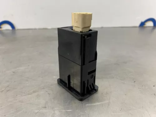 AUX/USB aansluiting-8298337 (22246365)