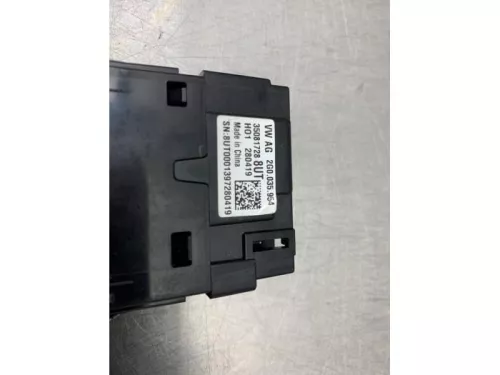AUX/USB aansluiting-8250005 (21502239)