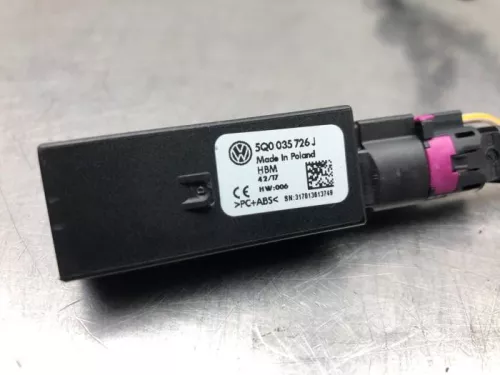 AUX/USB aansluiting-8099164 (20236305)