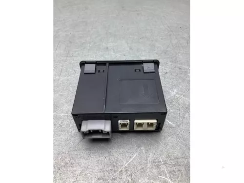 AUX/USB aansluiting-8198040 (22415639)