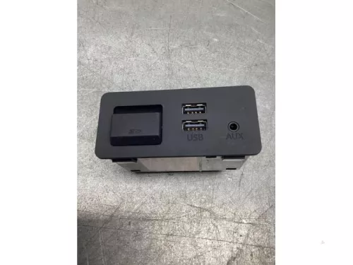 AUX/USB aansluiting-7942445 (18042207)