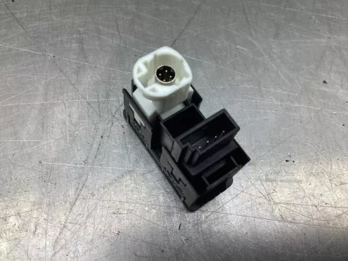 AUX/USB aansluiting-7911337 (17952442)