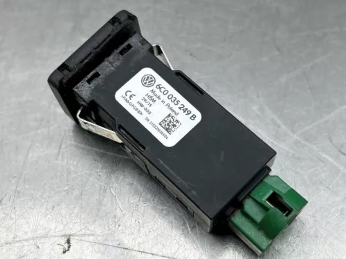 AUX/USB aansluiting-8269556 (22535923)
