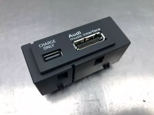 AUX/USB aansluiting-8103069 (20764514)