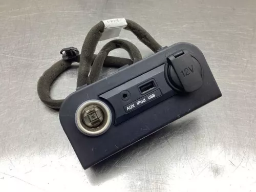 AUX/USB aansluiting-8057699 (19188741)