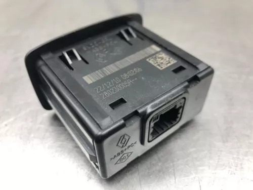 AUX/USB aansluiting-8081229 (19246743)