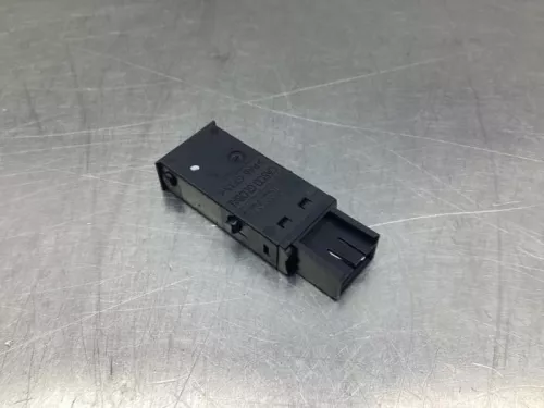 AUX/USB aansluiting-7581084 (17468948)