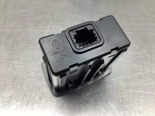 AUX/USB aansluiting-7928929 (17904957)