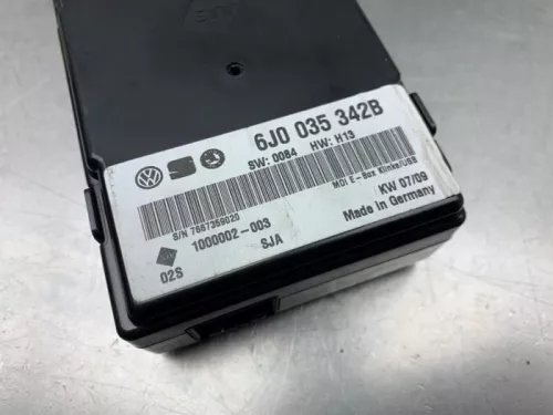 AUX/USB aansluiting-8191592 (21908566)