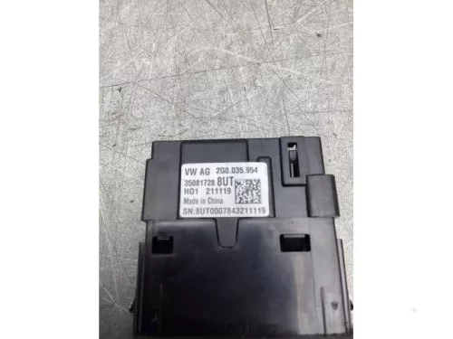 AUX/USB aansluiting-8223764 (21301914)