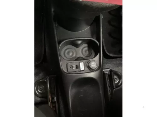 AUX/USB aansluiting-8157584