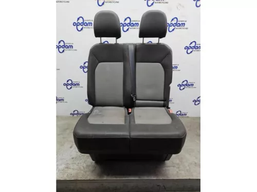 Bank rechts-voor-8270114