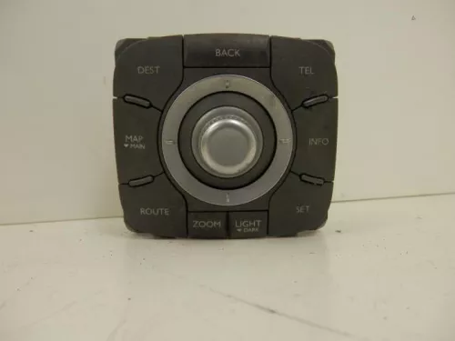 Bediening boordcomputer-7891254 (4383985)