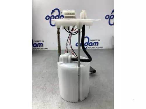 Benzinepomp-7913125