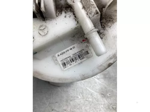 Benzinepomp-7587786 (21477251)