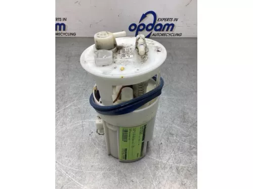 Benzinepomp-8128959